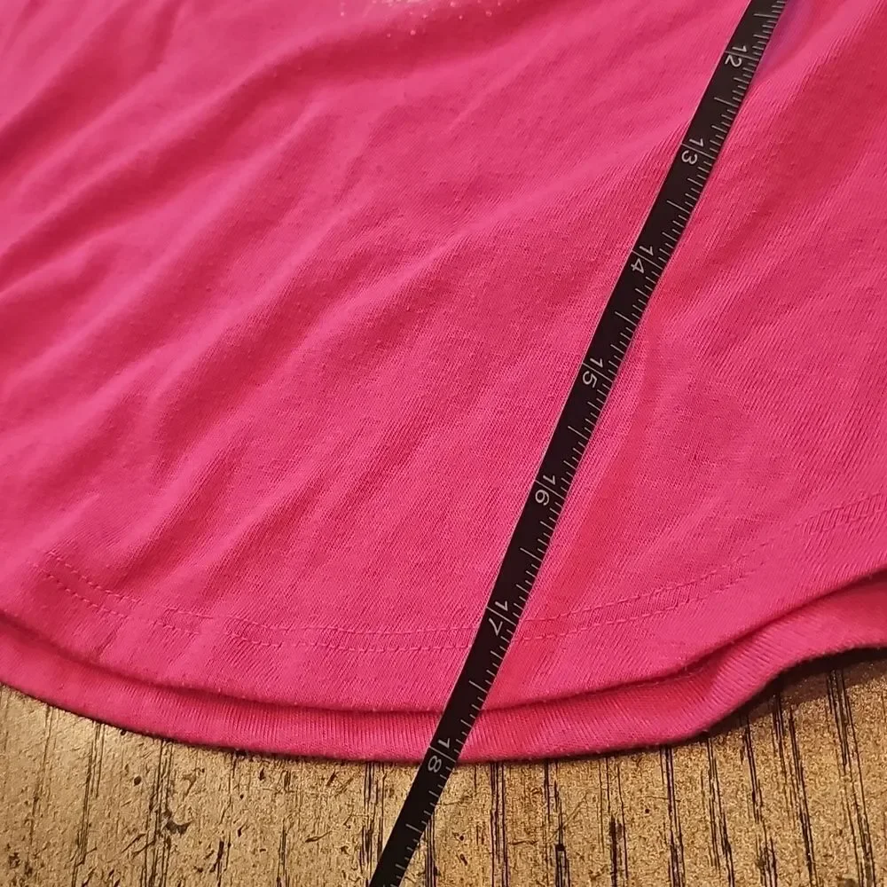 Nike Kids Pink Graphic T-Shirt Size 6
